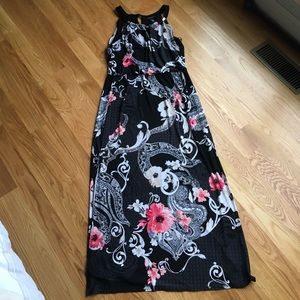 White House Black Market Black floral maxi size L
